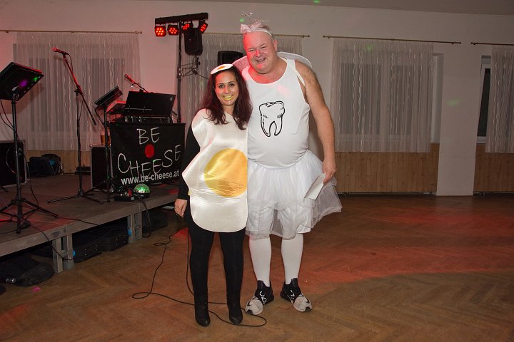 20200216_001602_Maskenball_BK.jpg