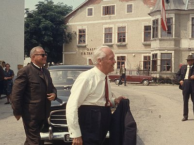 Altenberg Ortsplatz mit Gleissner 1966