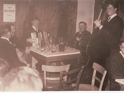 017 Musik Februar 1964