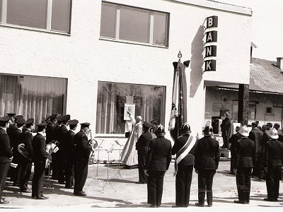 022 Musik Eröffnung Raika 1966 002