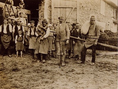 03 Dreschen beim Birner in Kulm 1925